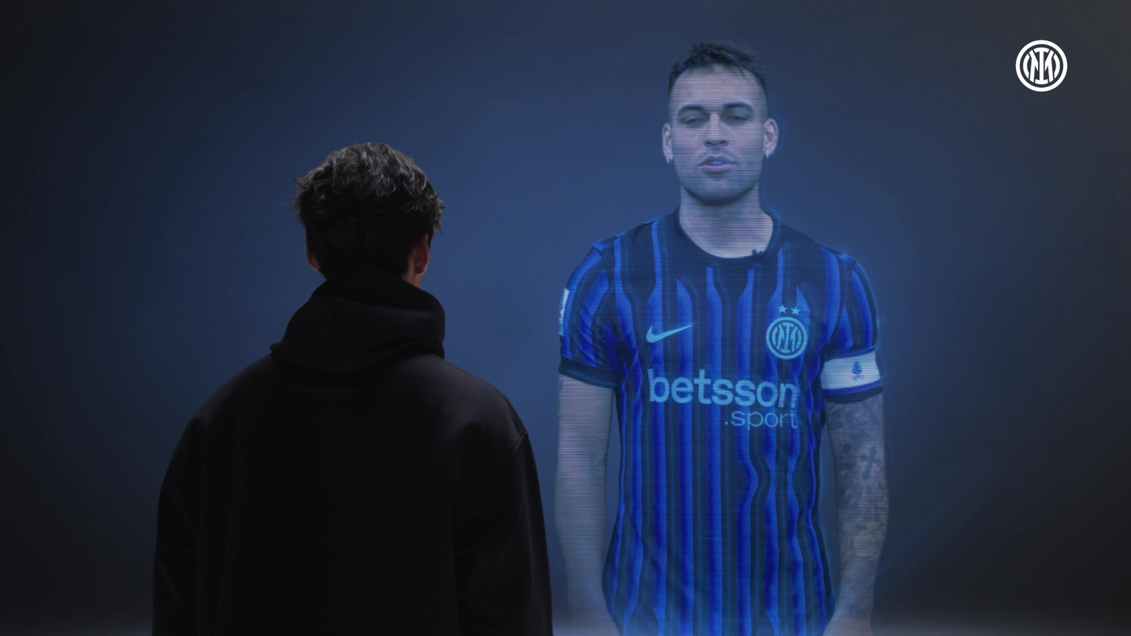 【体育头条】马年大吉！国际米兰俱乐部祝全球华人新春快乐