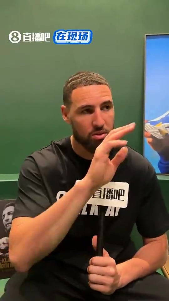 克莱秀中文给吧友们送祝福啦：直播吧新年快乐！马内多多！