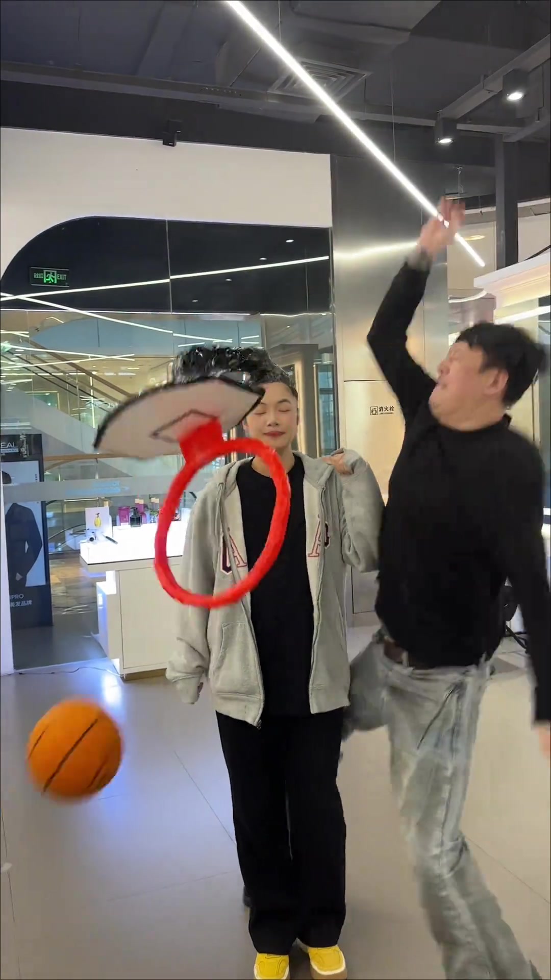 [今日必看视频]兄❗弟✨，出来打球吗？