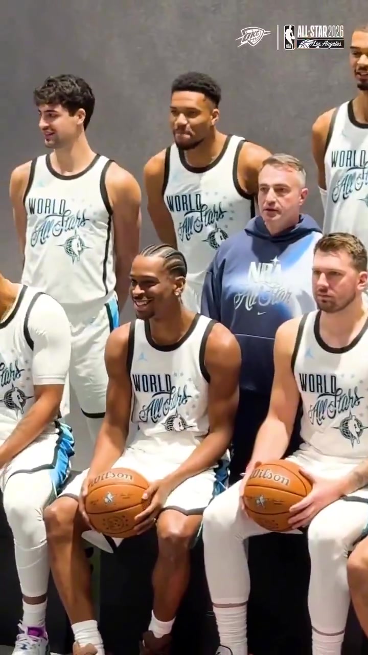 【值得一看】可惜受伤了不能打！SGA满面笑容参加全明星世界队