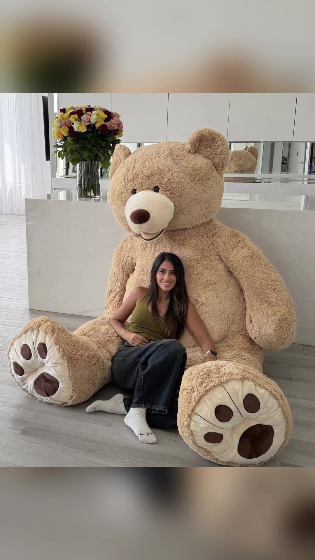 梅西送给妻子安东内拉的情人节礼物