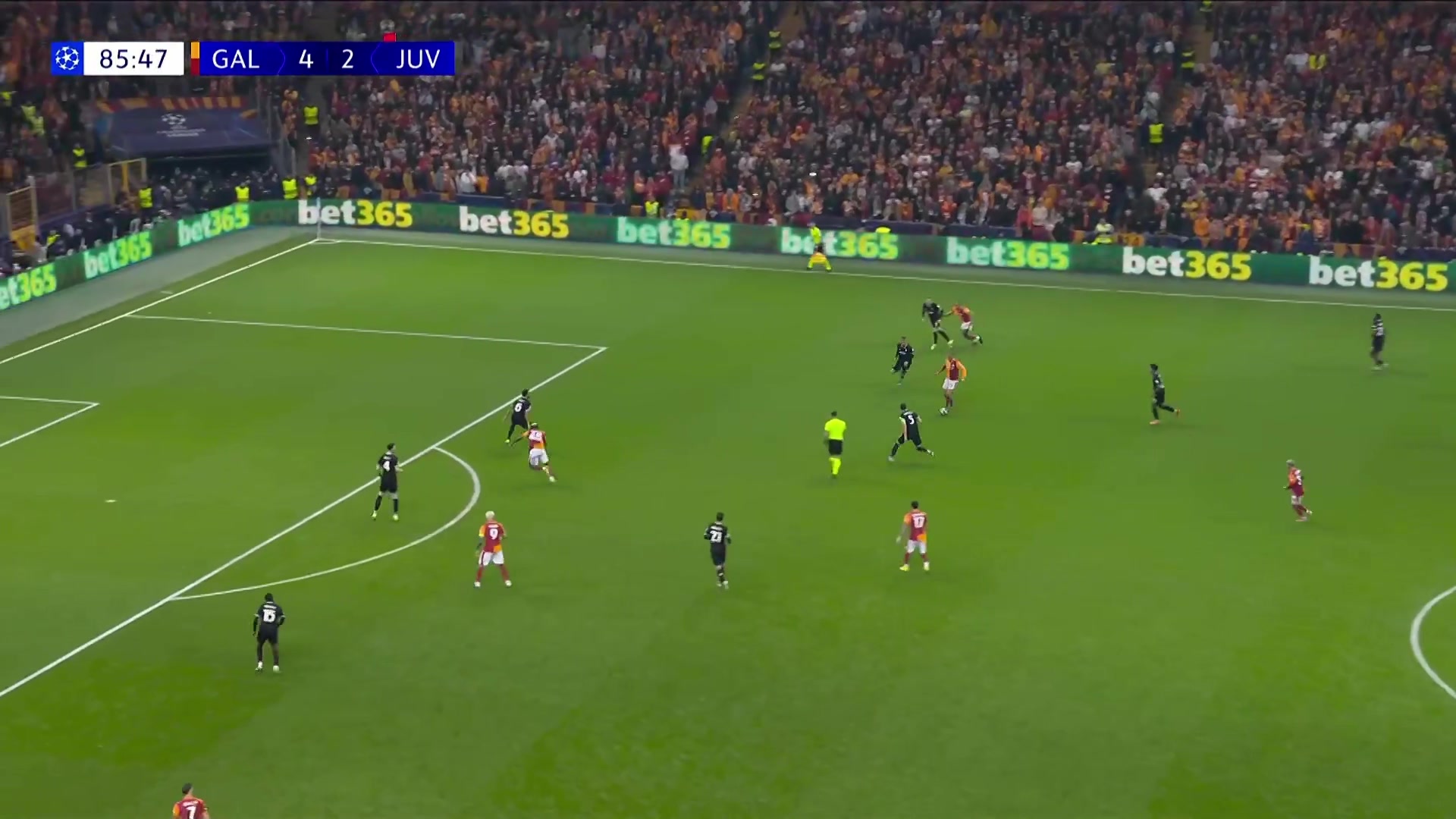 给次回合挖坑！博伊小角度爆射破门，尤文2-5落后加拉塔萨雷！