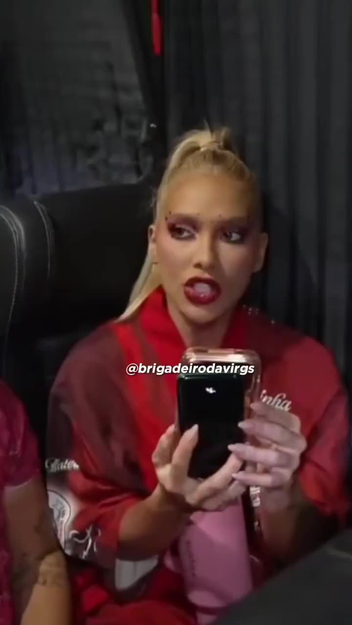 [视频/集锦]女友安慰维尼修斯：我爱你！后者回应：我一会儿再