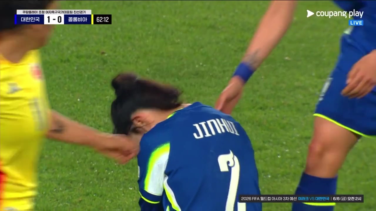 【精彩剪辑】韩国男网民：韩国女足这水平还要国际奢侈品牌赞助？