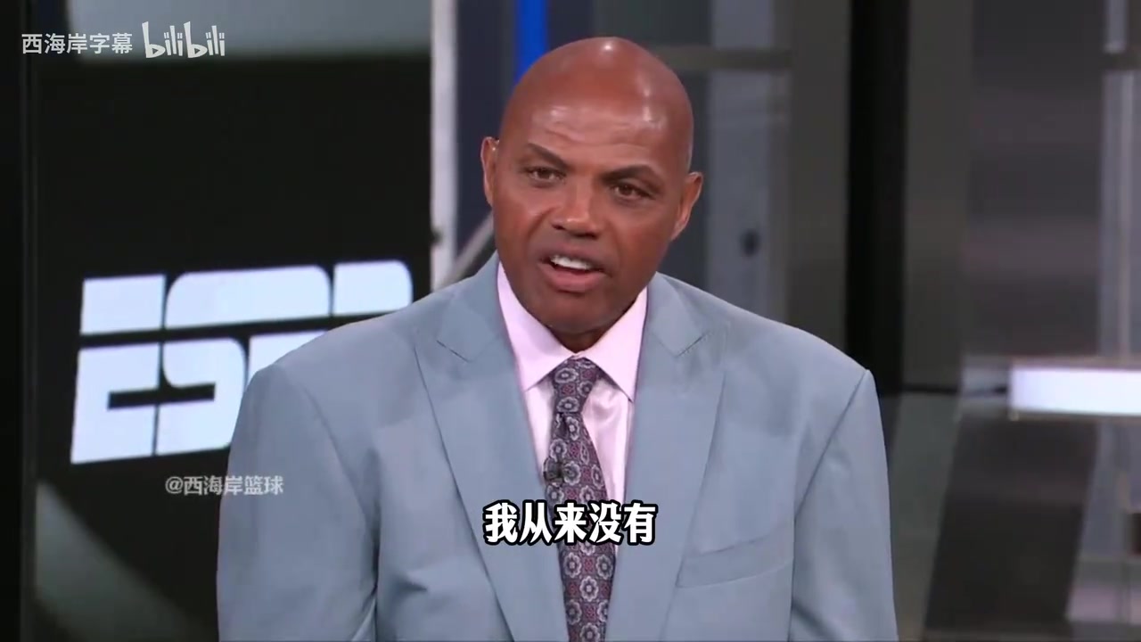 [伦纳德]巴克利：从未见过像小卡这样，缺席很久却不掉状态的球