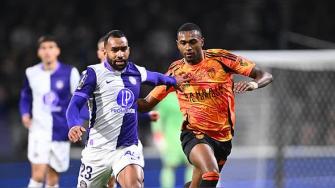 法甲-穆涅西破门维尼奥洛绝平 图卢兹1-1巴黎FC终结两连败