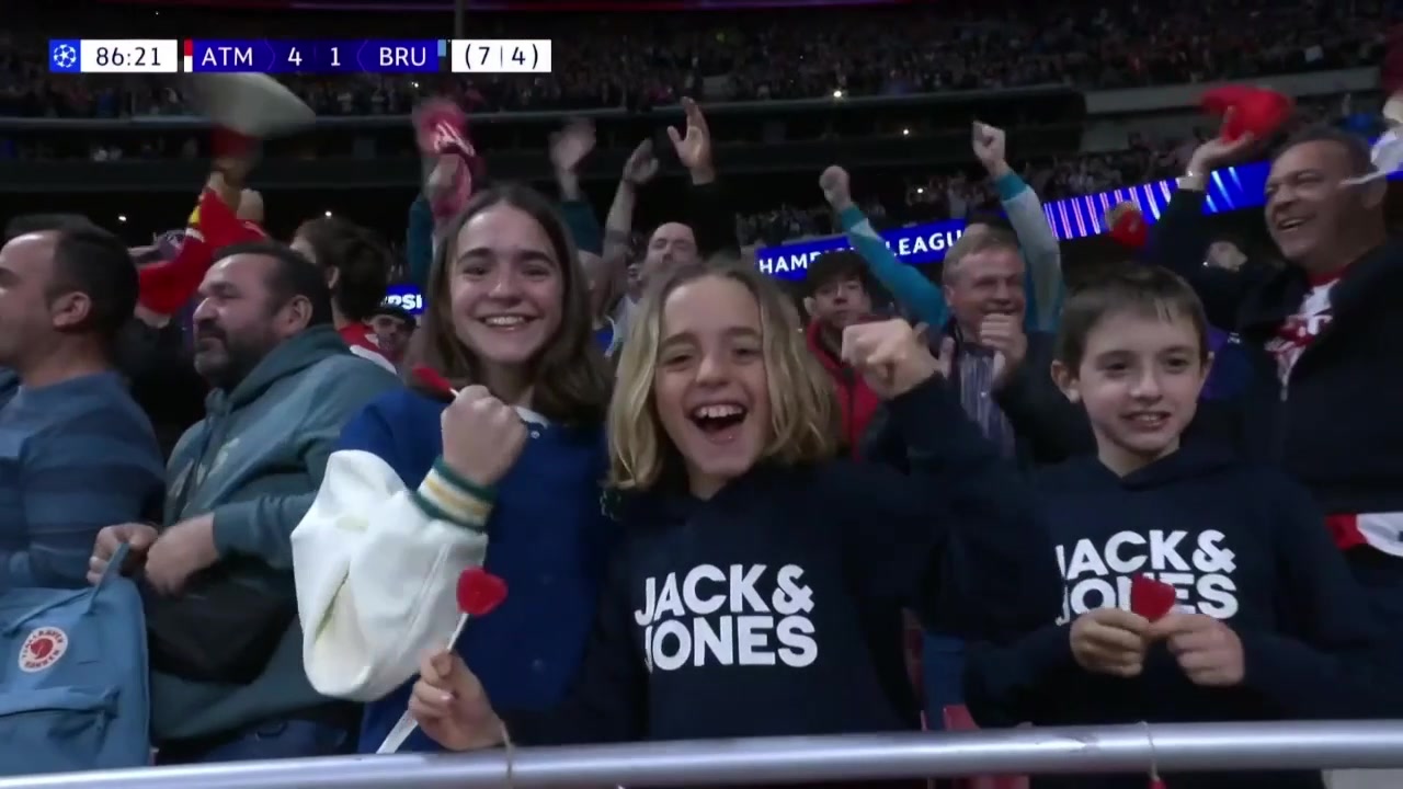 【热门精彩】杀疯了！马竞战术角球传中，瑟尔洛特破门上演帽子戏