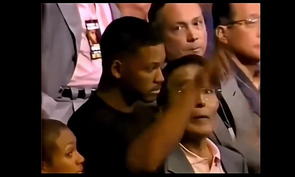 【球迷看点】95年泰森出狱复出之战！用时89秒KO！诸多巨星