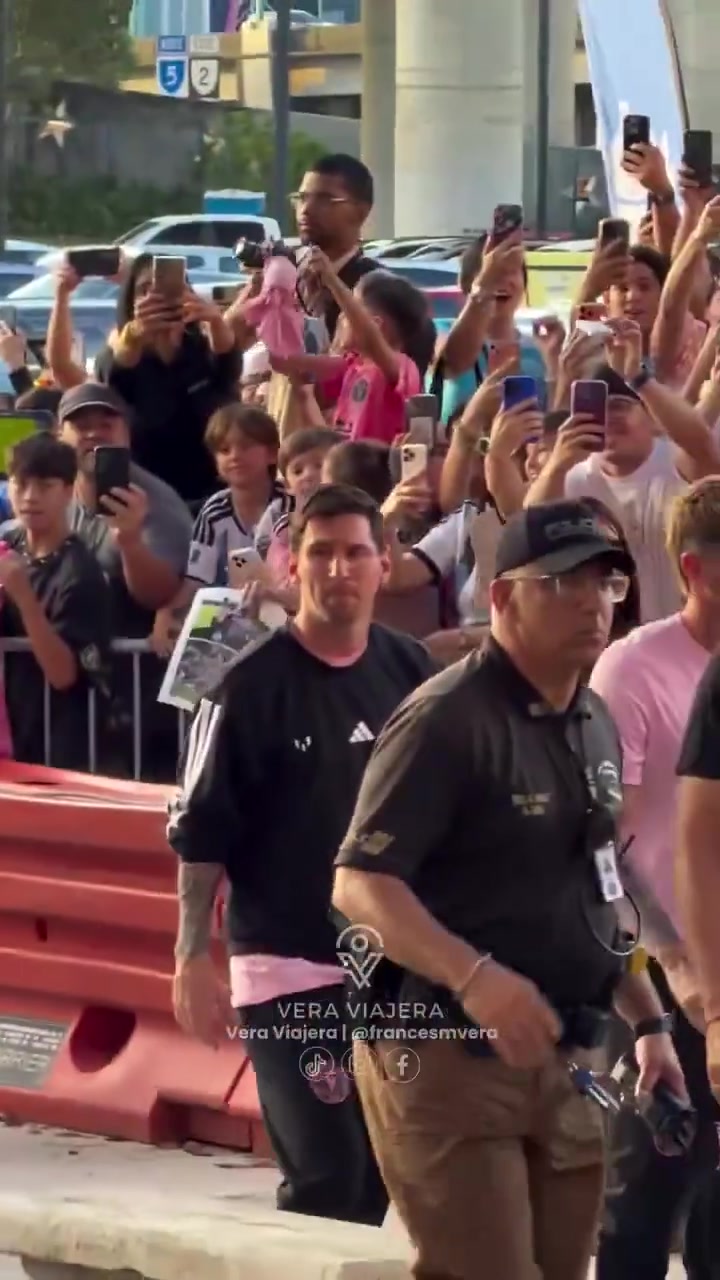 [值得一看]胡子一刮里奥十八！迈阿密国际抵达波多黎各！