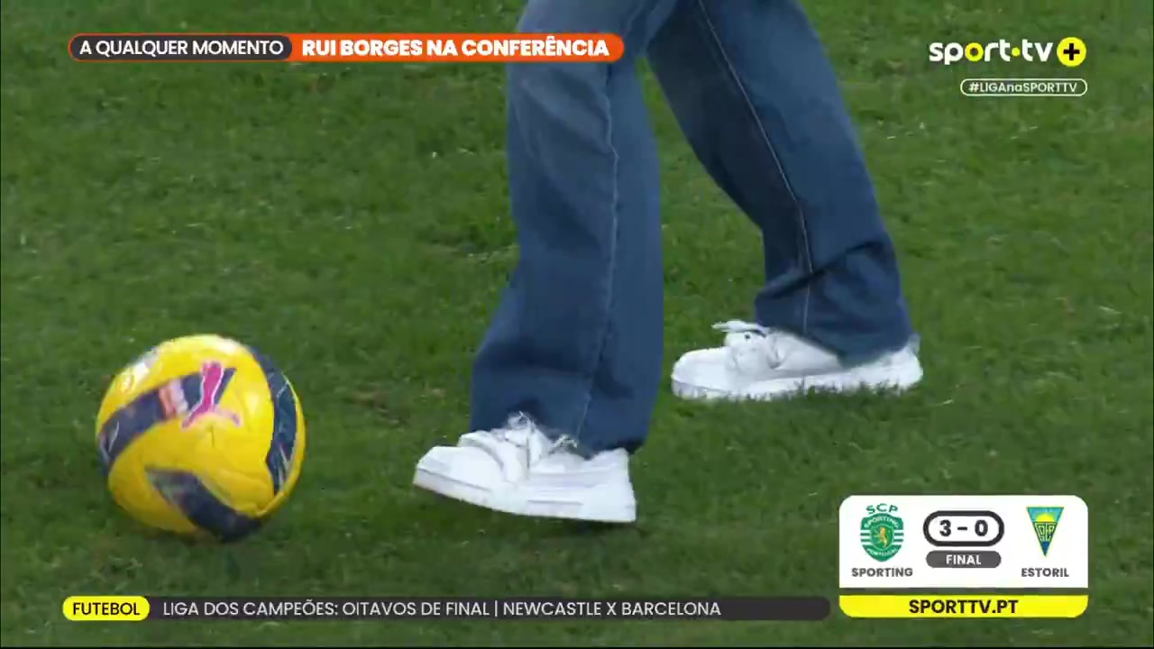 【推荐】跨界联动！悉尼妹在里斯本竞技体育场踢足球啦，好可爱好可爱~