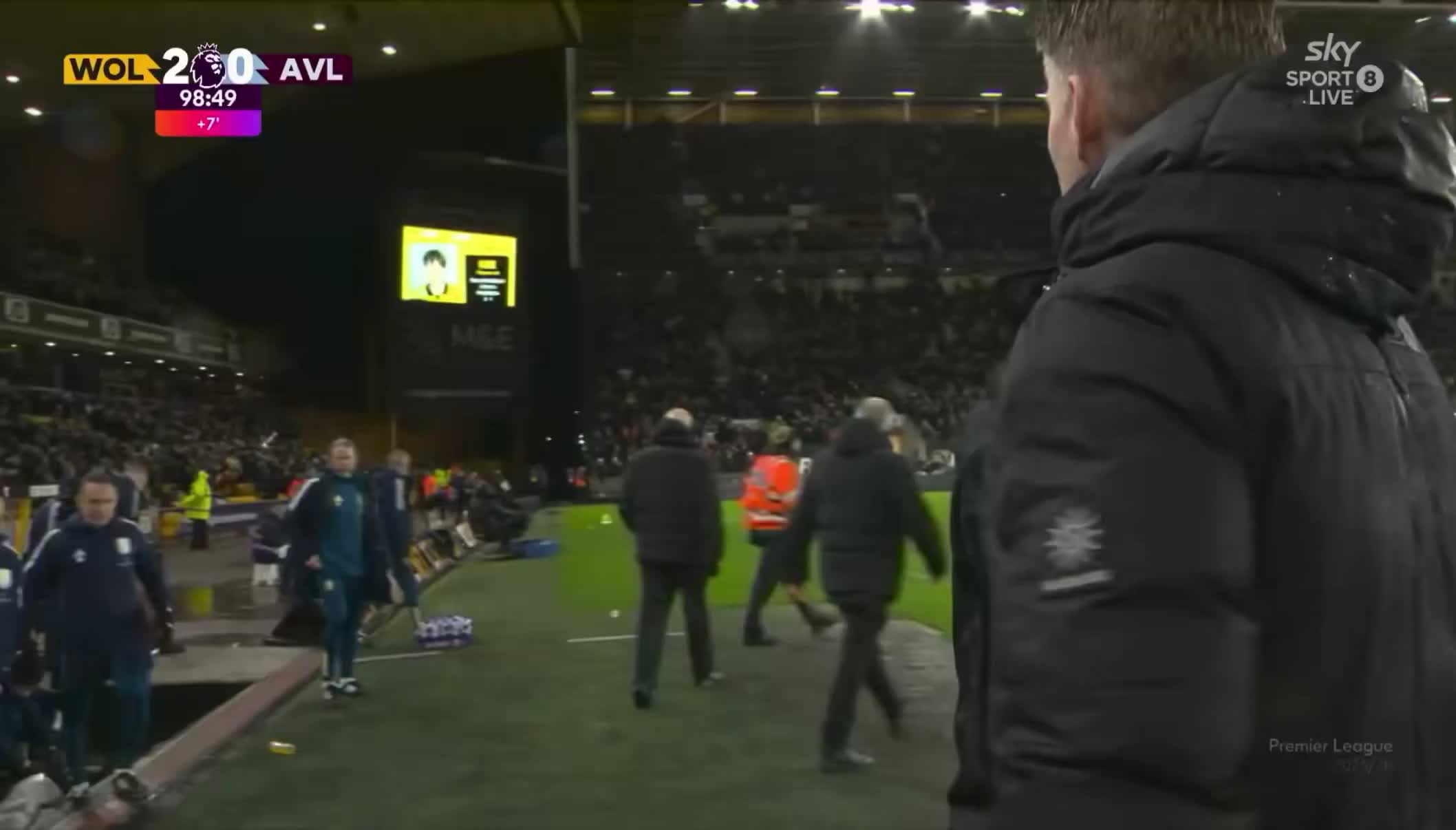 【英超】本赛季第二次了！输球后的埃梅里没和狼队主帅握手