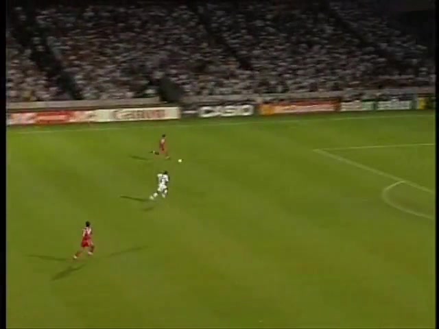 [体育头条]伊朗的世界杯首胜！98年世界杯伊朗队前场单刀洞穿