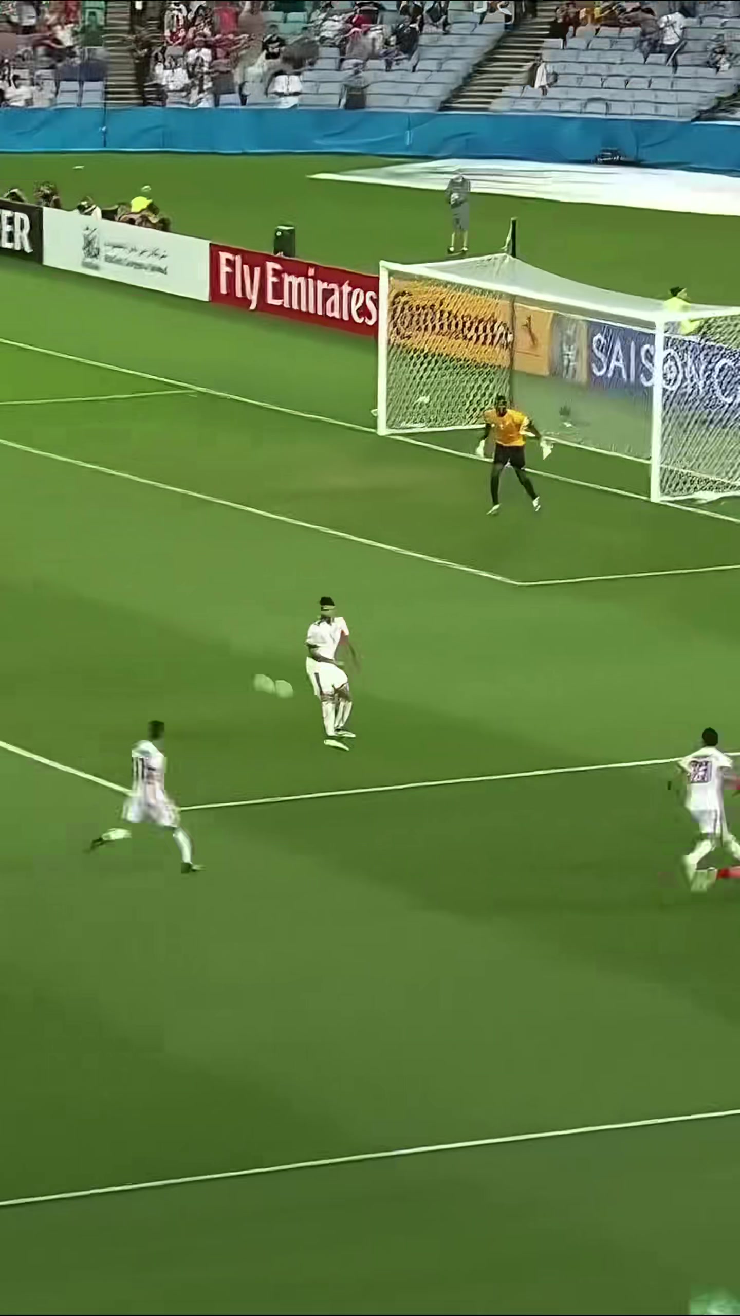 [强势表现]伊朗梅西阿兹蒙2015年亚洲杯这球⬇️什✌️么水