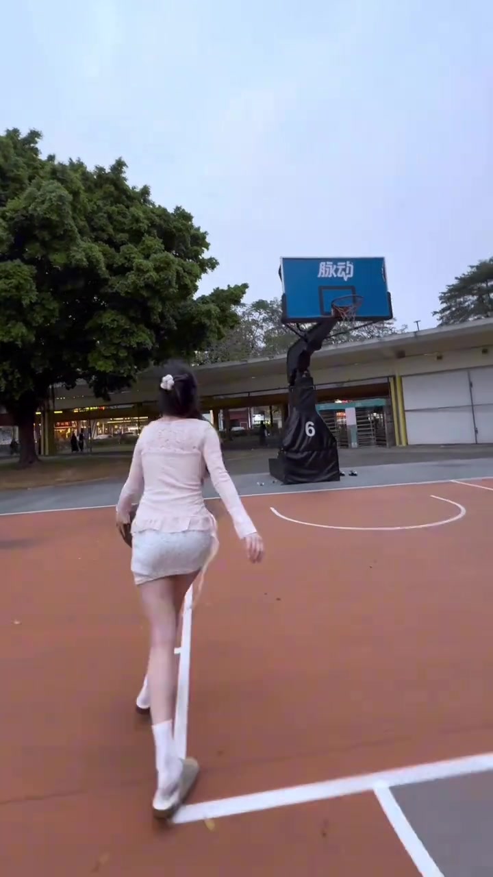  【体育视频】想要这样能一起打球的女朋友~