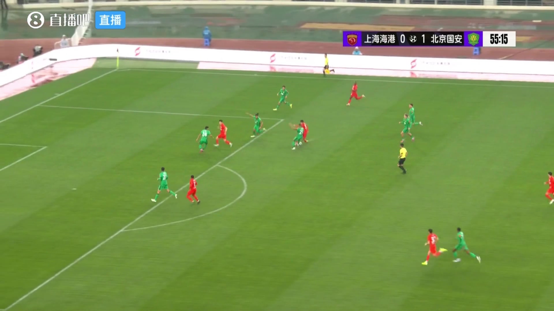 [上海海港]这球真有威胁啊！刘祝润内切射门稍稍打偏，杨晨：带