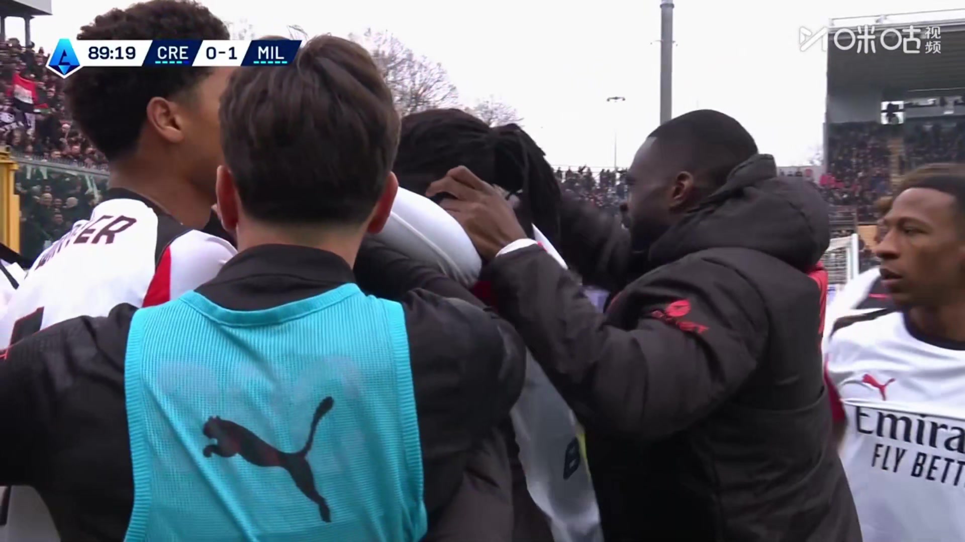 终于进了！第90分钟魔笛角球配合传中，帕夫洛维奇头球破门