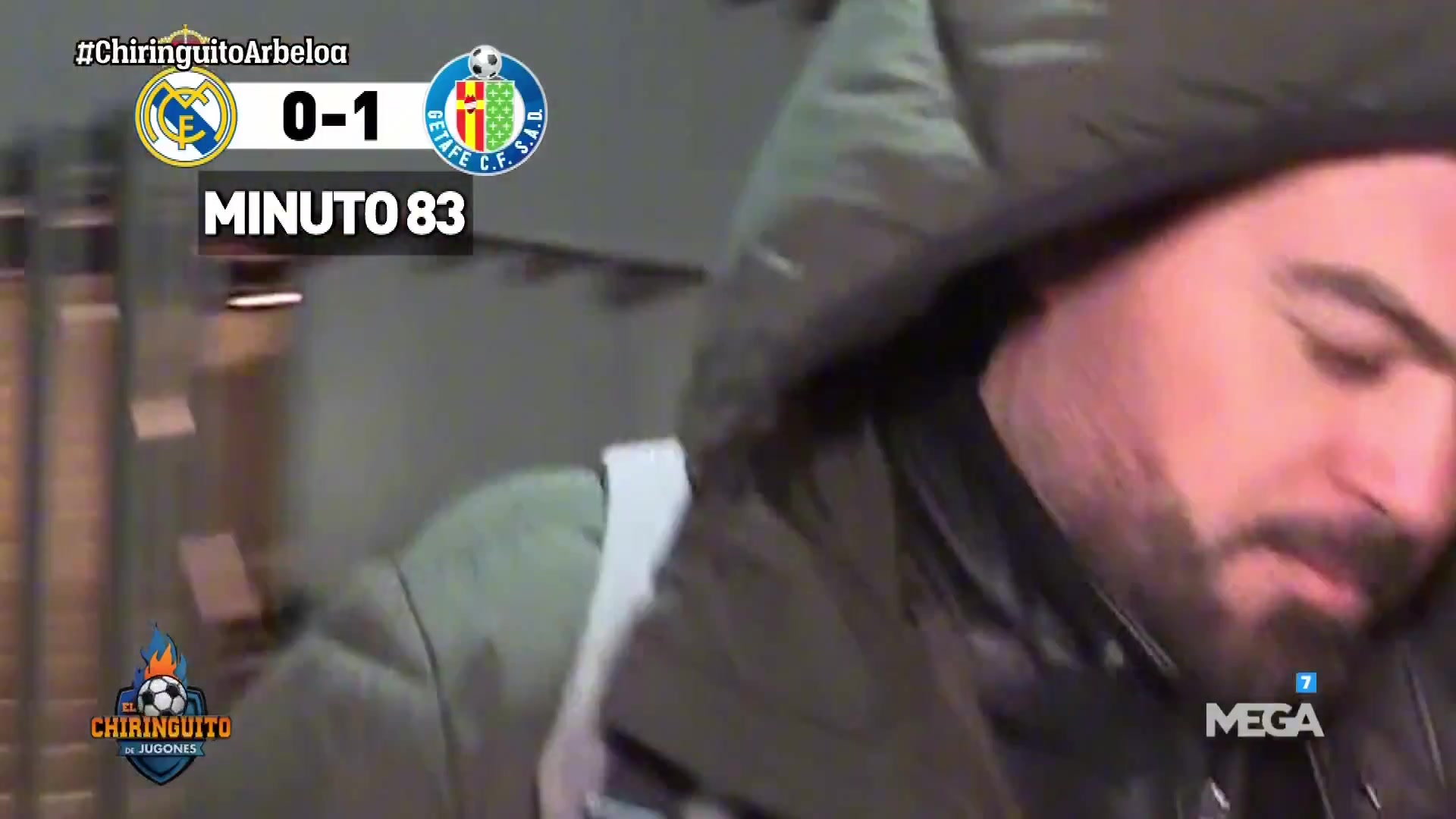 [体育视频]进行到第82分钟时，愤怒的皇马球迷开始陆续离开伯