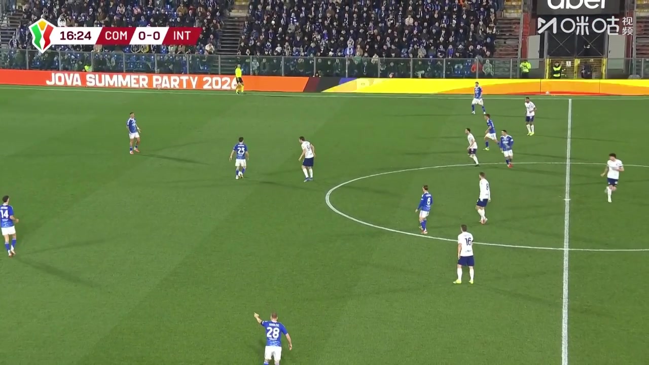 险犯大错！比塞克后场出球失误！沃伊沃达射门奥古斯托回追挡出！