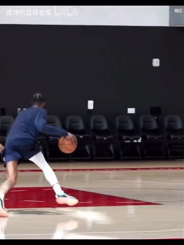 【视频/集锦】顶级冠军拼图！小德里克琼斯此前的进攻训练！