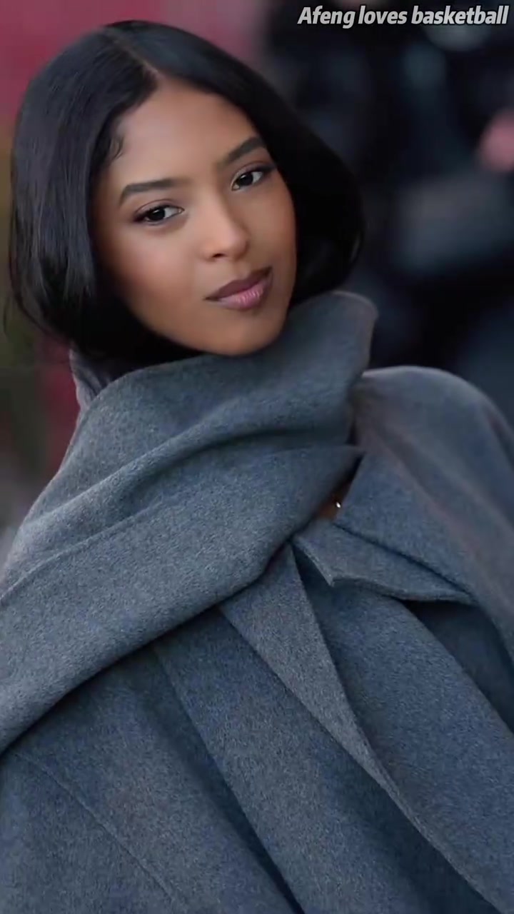 【视频】笑起来真的很像科比啊！科比大女儿最新状态！