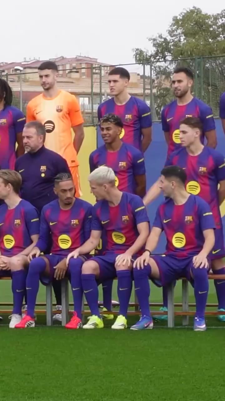 [精彩剪辑]暗流涌动！巴萨大合影照片背后的故事！