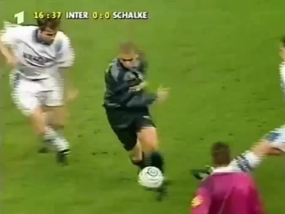 【国际米兰】他一拿球就全场沸腾！名场面：国米大罗暴力过掉对手，爆射破门！