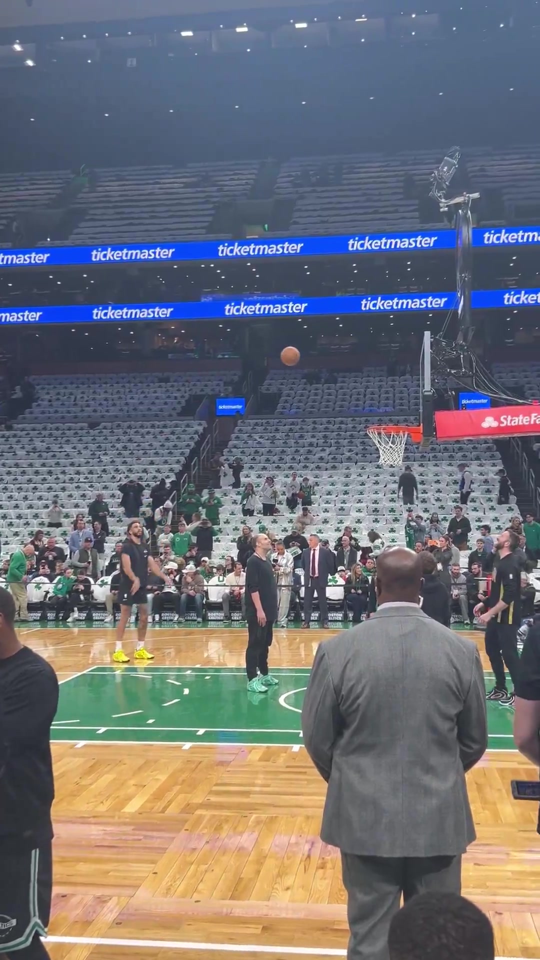 塔图姆赛前热身训练！这投篮还是这么干脆利落！