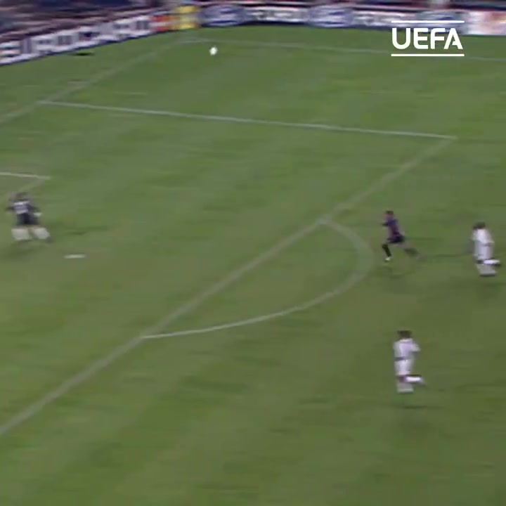 【体育视频】欧冠官方：史上最伟大的双重扑救？