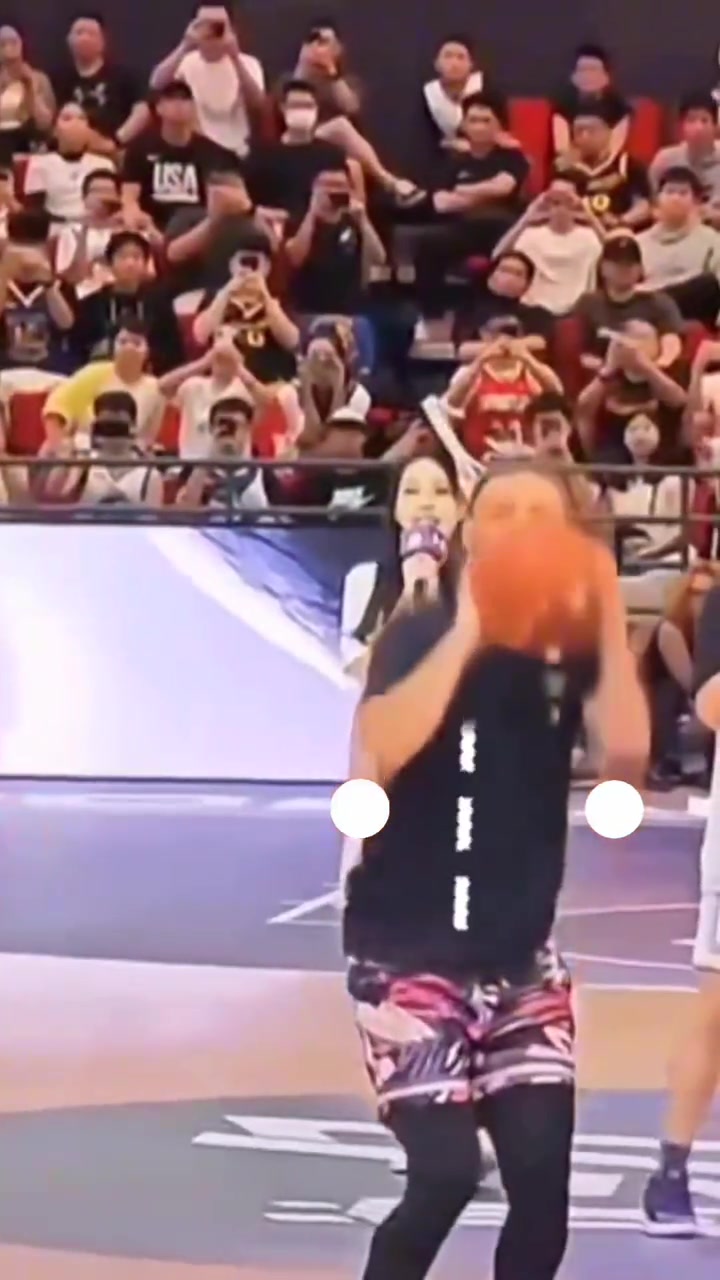 [值得一看]库里投篮肘部轨迹慢动作鉴赏，一起看看库里是怎么发