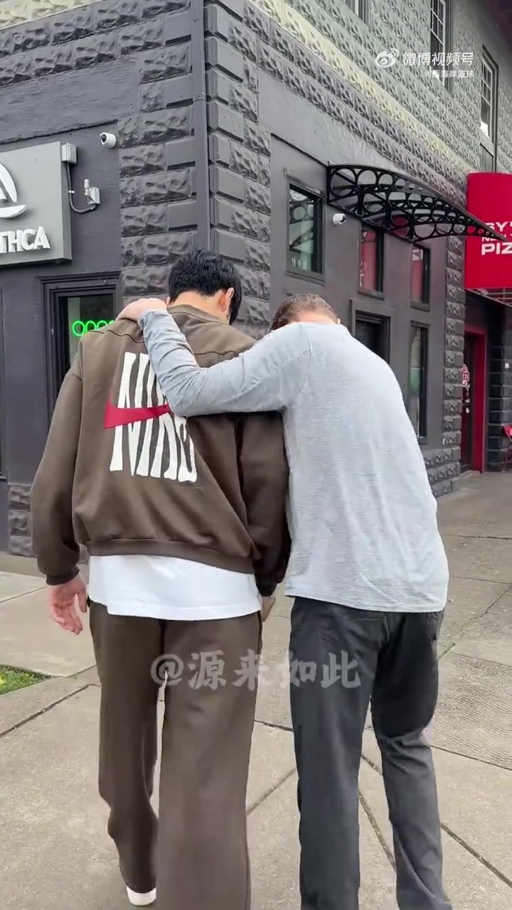 【今日视频】跟林葳当队友？四星高中生张博源访问俄勒冈大学，主教练亲自接见