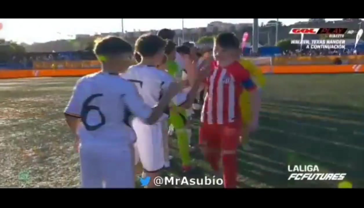 【视频/集锦】同城死敌！名场面：小马德里德比击掌环节就有火药味了！