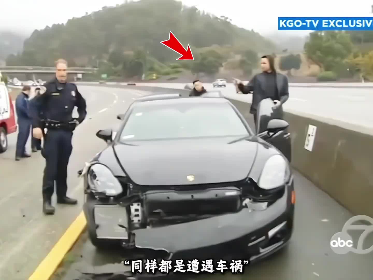 [攻防剪辑]同样都是遭遇车祸，库里和✨三球鲍尔的处理方式差距