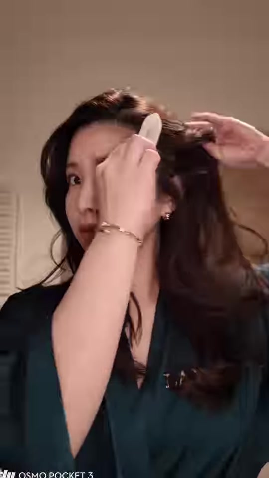 [经典赛事视频]一双大眼睛！堂安律老婆这颜值确实耐看~