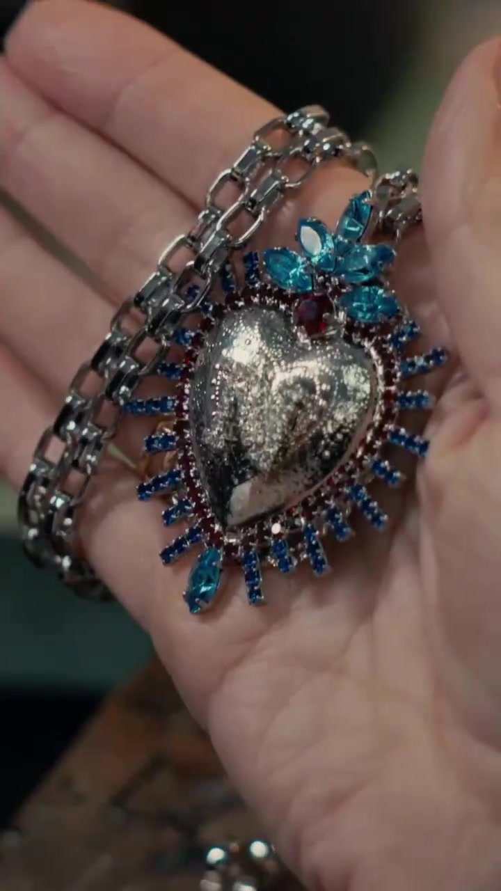 [集锦]艺术底蕴！那不勒斯在国际妇女节这天推出的女性艺术品系