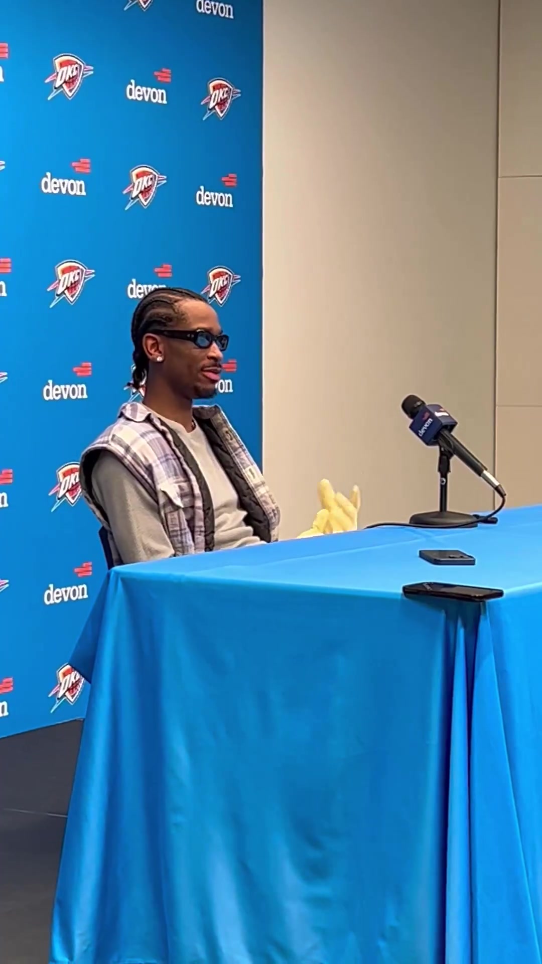 【亚历山大】连续20+场次打破张伯伦纪录！亚历山大：每年我都