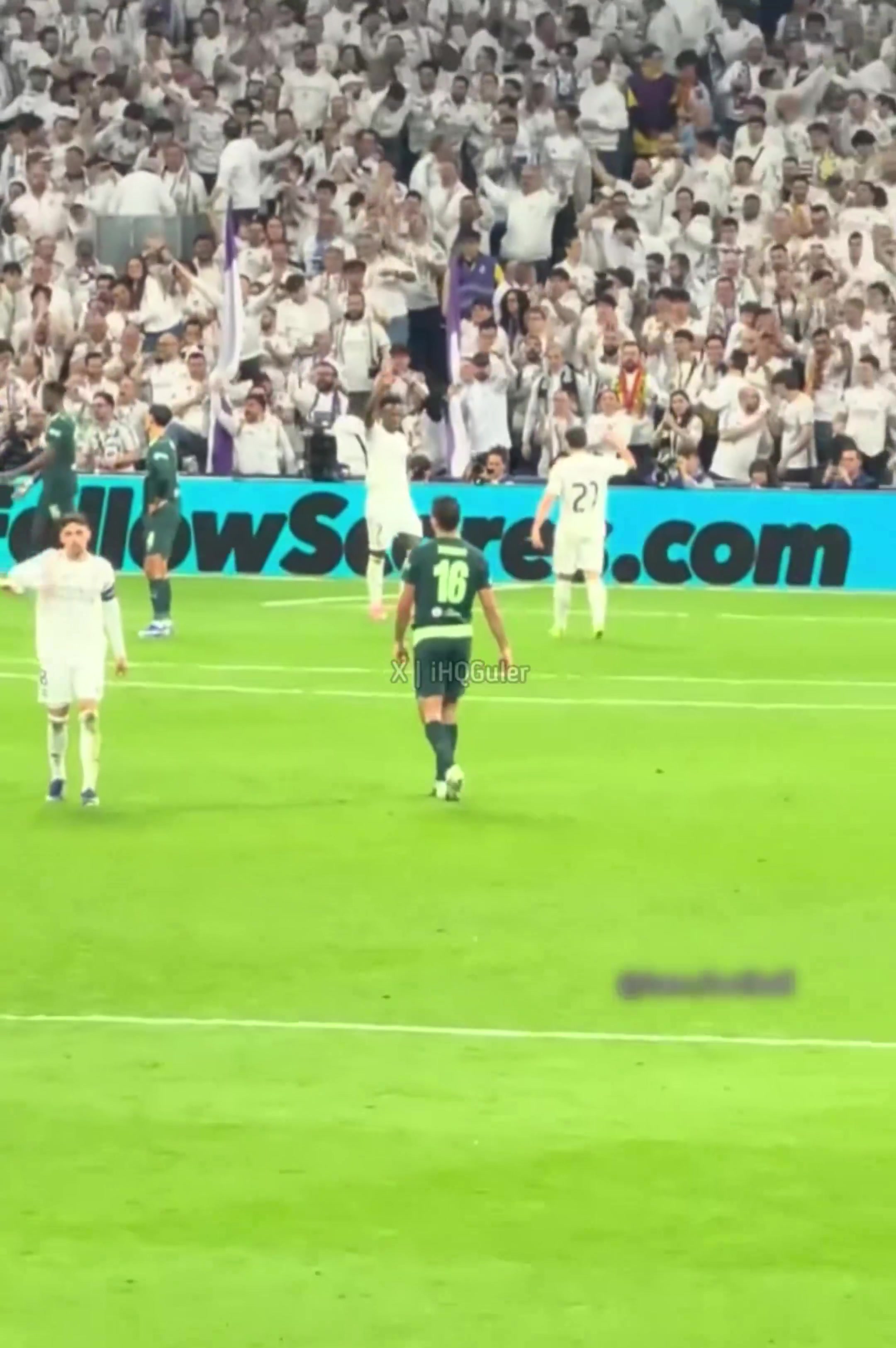 [视频]绝妙！现场实拍居莱尔给维尼修斯传出的单刀球