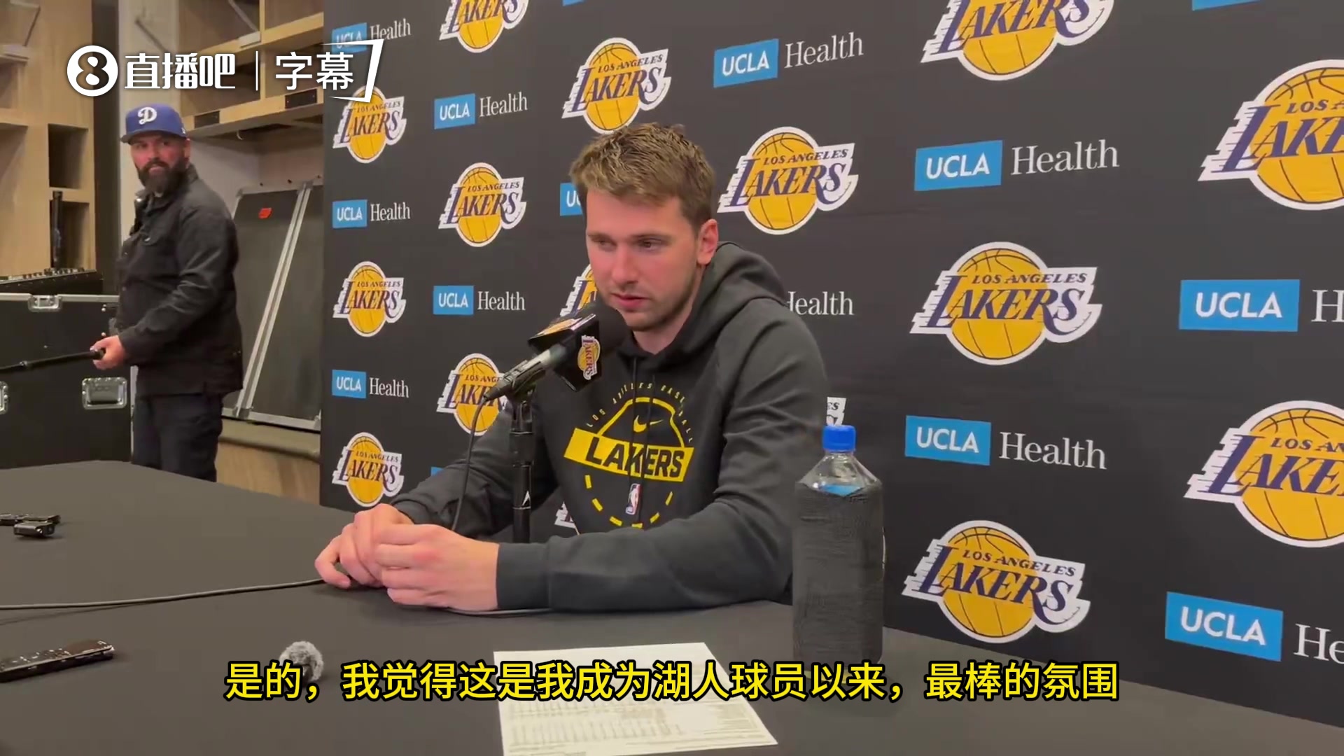  [篮球]东契奇：球迷沸腾了，这是我来湖人后最佳氛围，我都起鸡皮疙瘩了