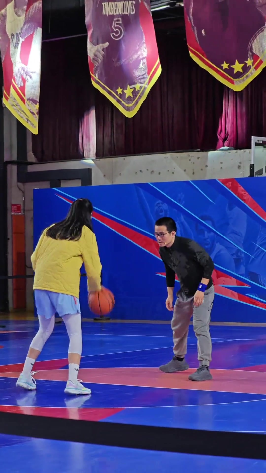 【关键对位视频】看的出来雨哥的基础还是很扎实的！“卓识”都被防的出不来收