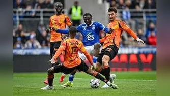 法甲-双方互交白卷 斯特拉斯堡0-0闷平巴黎FC