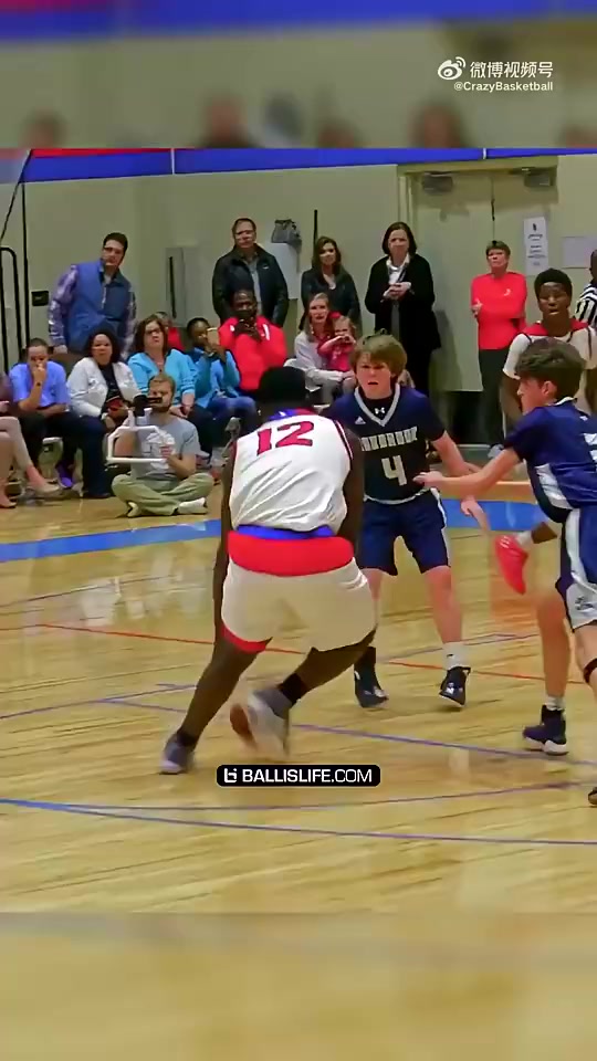 纯纯天赋碾压！胖虎当年和同龄孩子的比赛，真是降维打击！