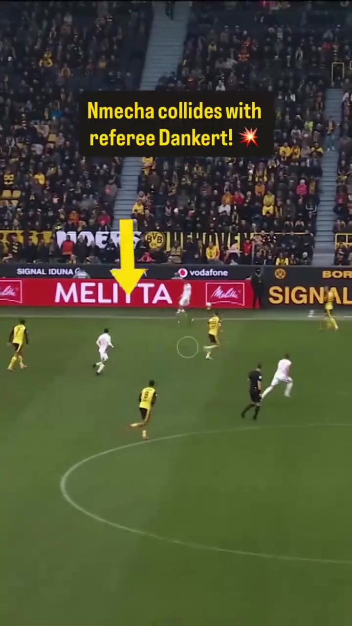 【体育头条】裁判也假摔？诙谐一刻：裁判已经原谅恩梅查了！