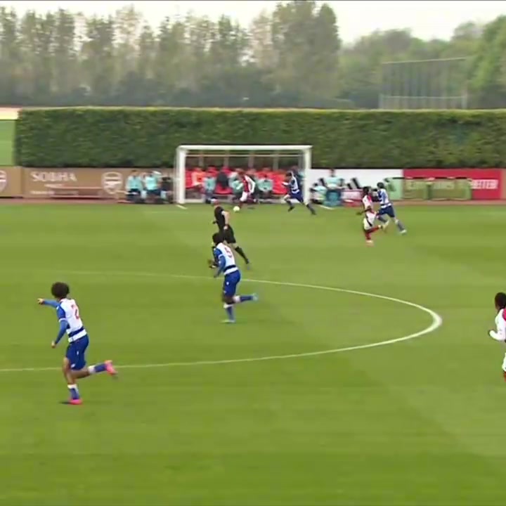 【体育短片】你的16岁在干什么？回顾➡️道曼此前U18对阵雷