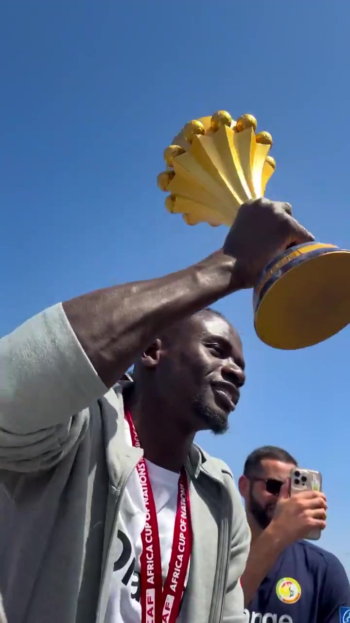 [全程剪辑]塞内加尔此前已经举行了奖杯巡游，但现在改判摩洛哥