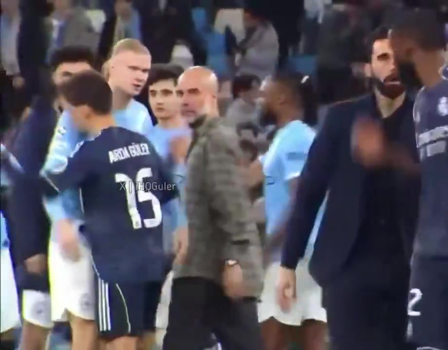 [皇家马德里]可爱的孩子！实拍：居莱尔赛后主动找瓜迪奥拉和哈兰德问好~