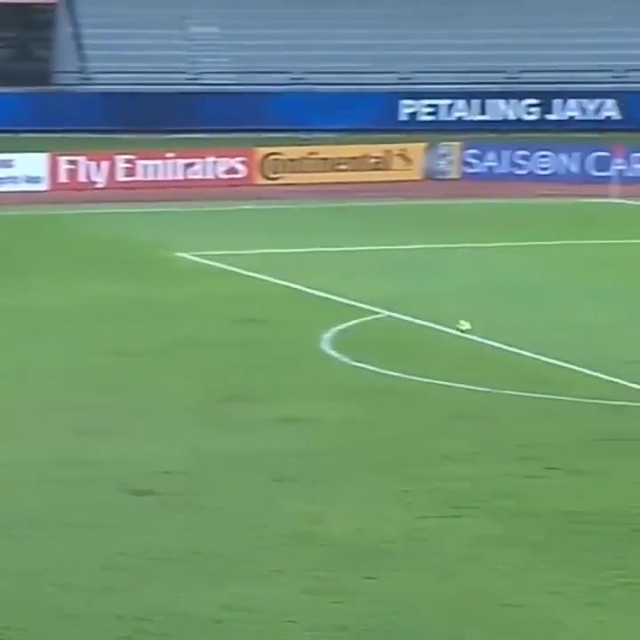 【你怎么看？】足球小将要拍10集才能讲清楚你这空门为什么中柱