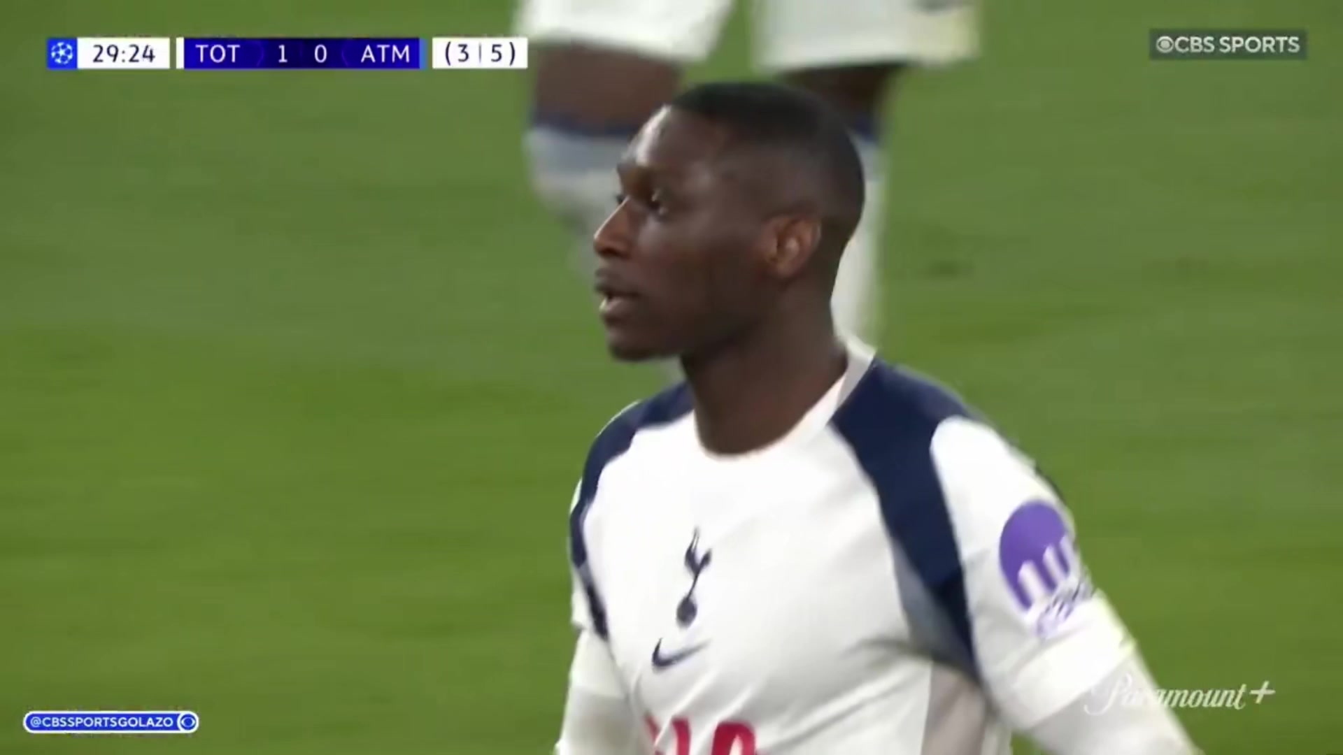 反击开始！特尔精准传中，穆阿尼头球破门！