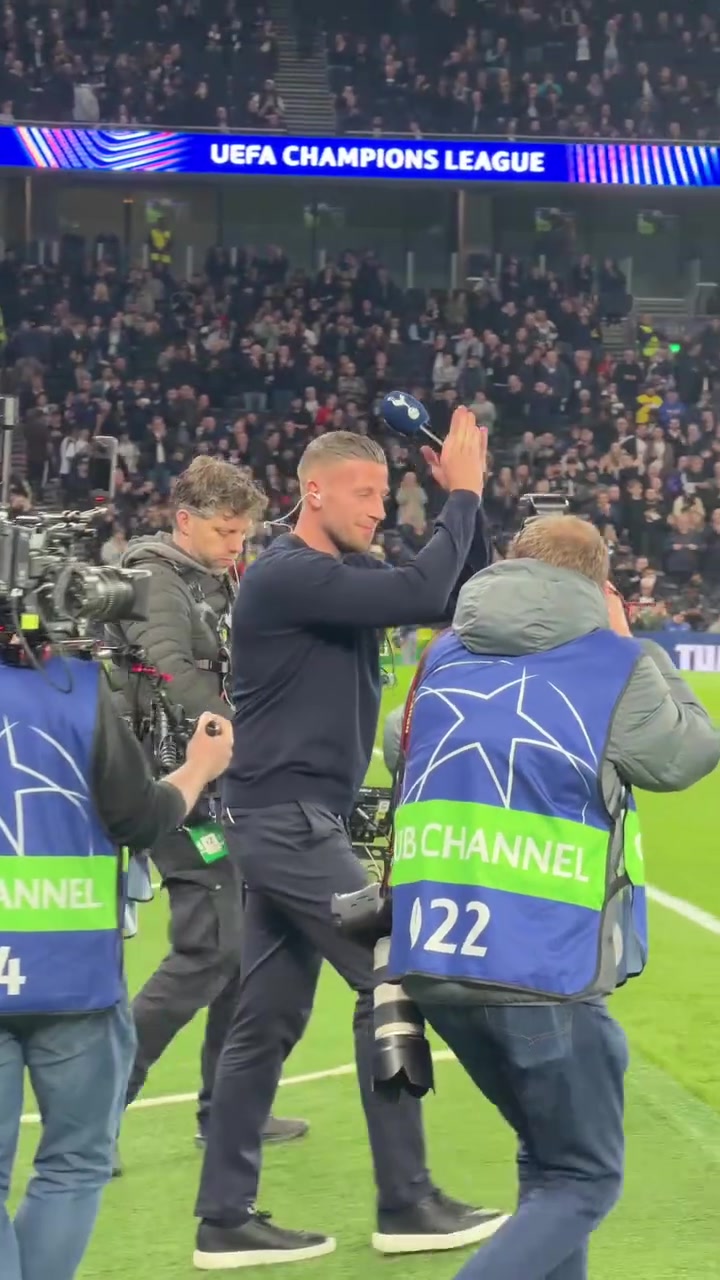 【赛事视频】止步16强！热刺次回合主场花絮⬅️，欢迎托比回家