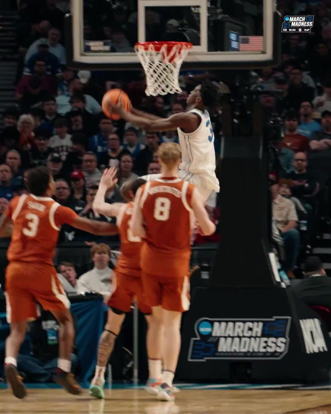 [NCAA]状元大热迪班萨炸裂背扣此等天赋不知会落到哪支球队