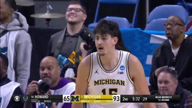 NCAA疯狂三月-64强赛 霍华德 80 - 101 密歇根 全场集锦