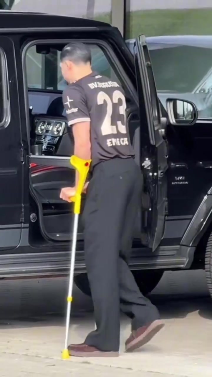 【精彩剪辑】可喜可贺！埃姆雷詹与多特蒙德续约至2027年！